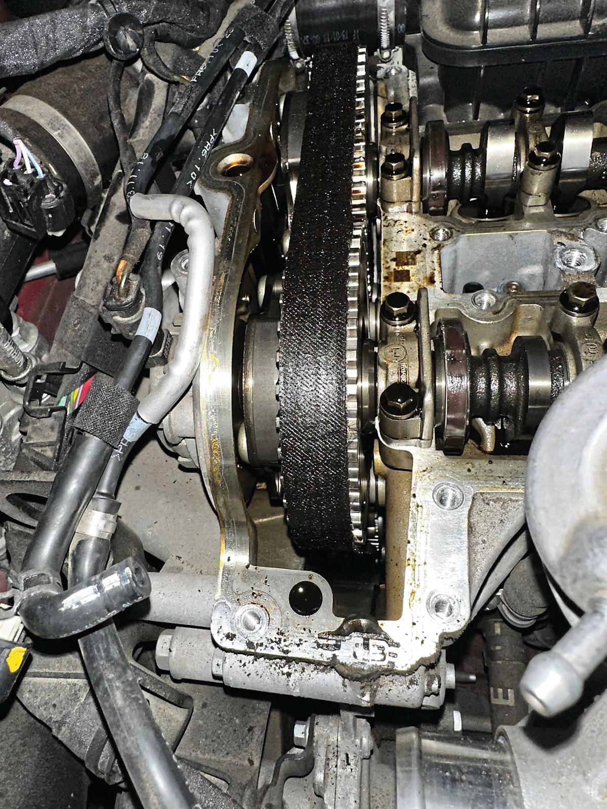 Ford Ecoboost z "rozpuszczalnym paskiem"