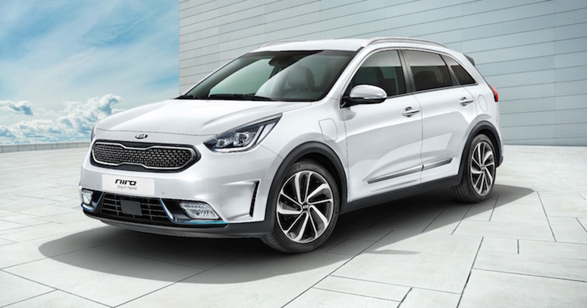 Kia: hybrydowe Niro i Optima kombi