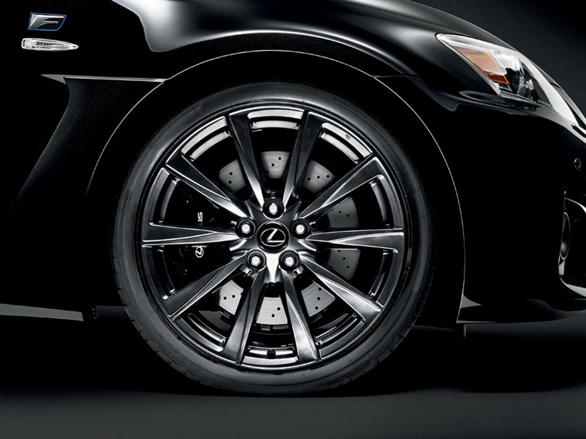 Lexus IS F też zmodyfikowany w Paryżu