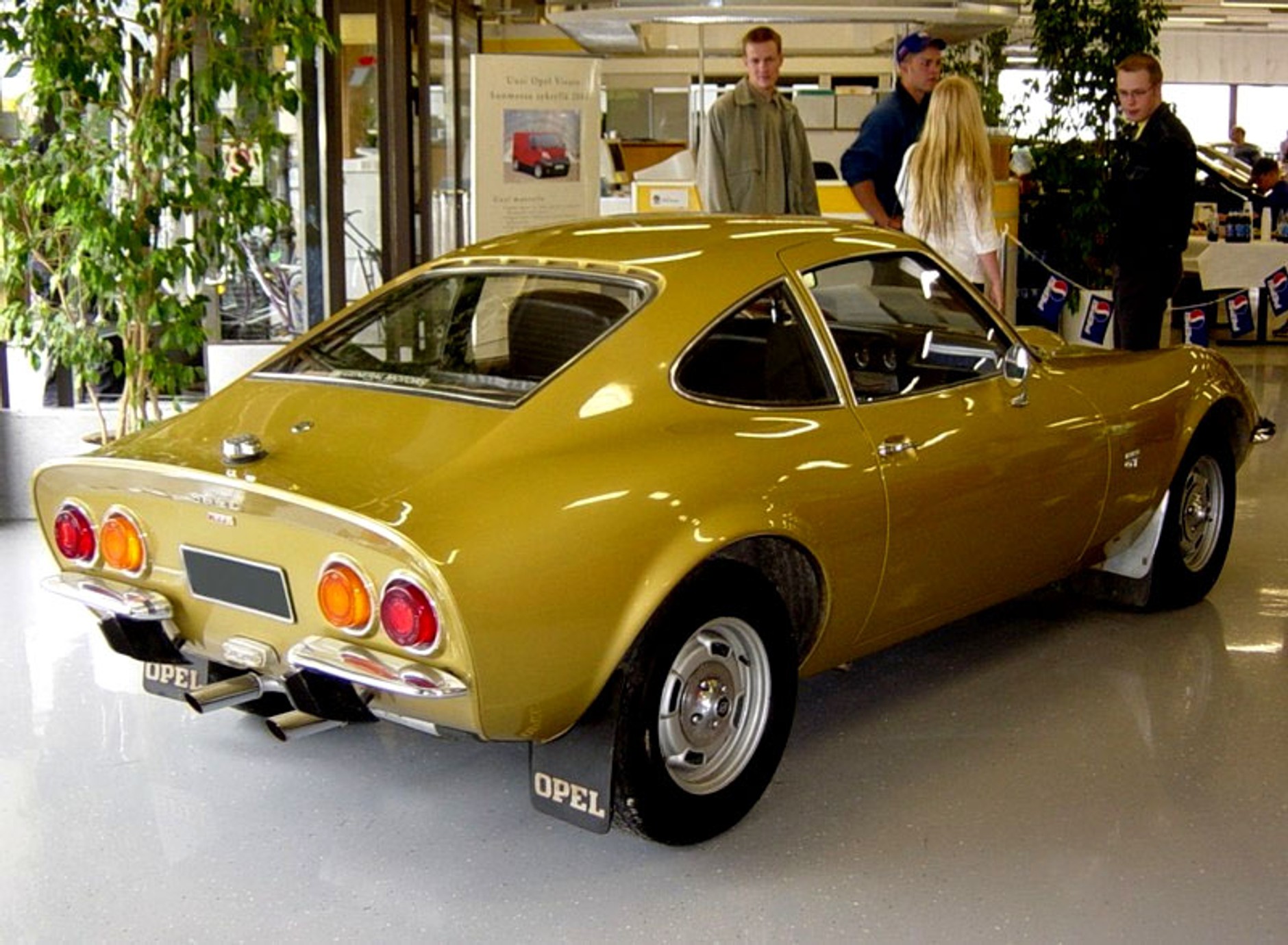 Opel GT – tylko latanie jest przyjemniejsze