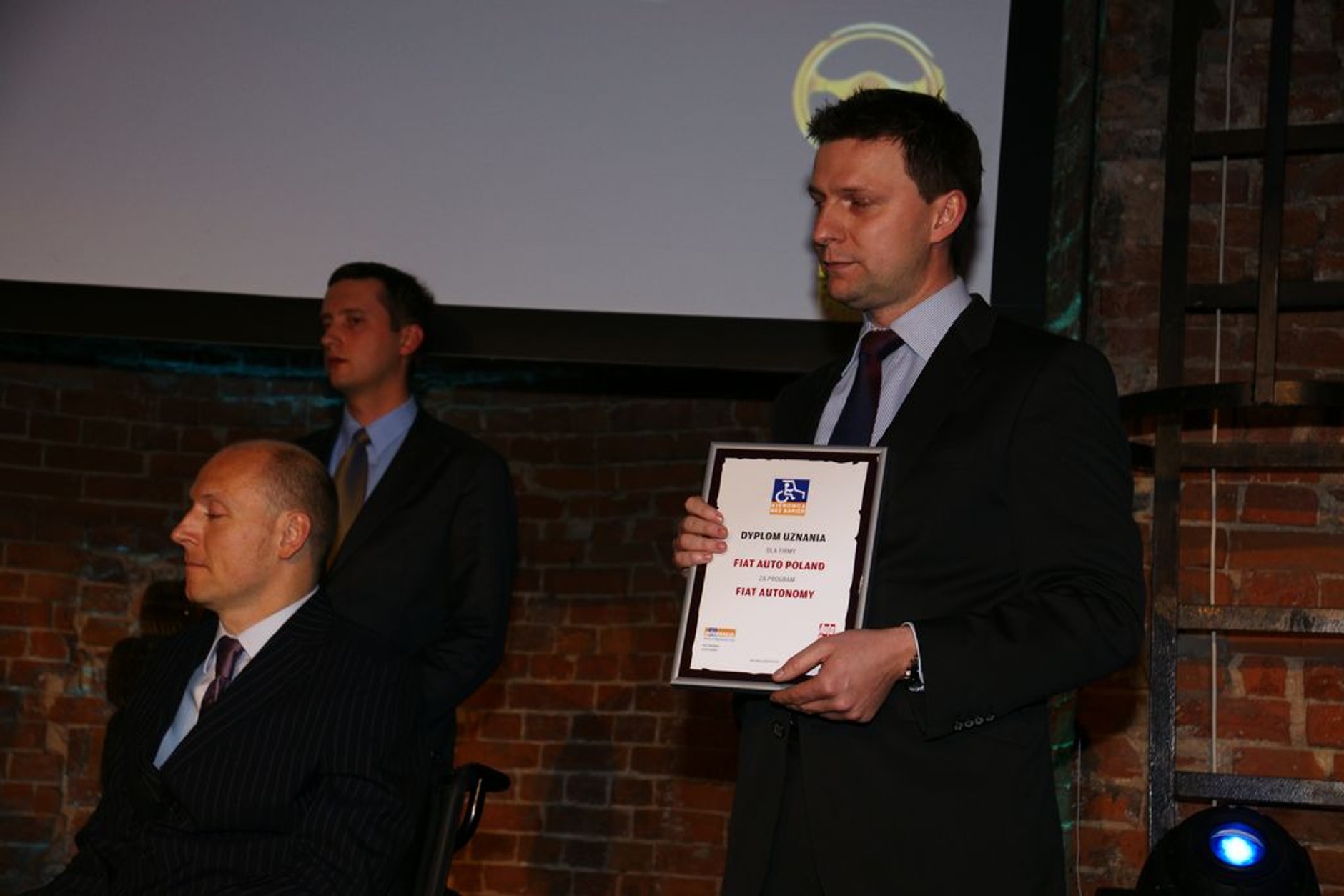 Plebiscyt ZŁOTA KIEROWNICA Auto Świata rozstrzygnięty