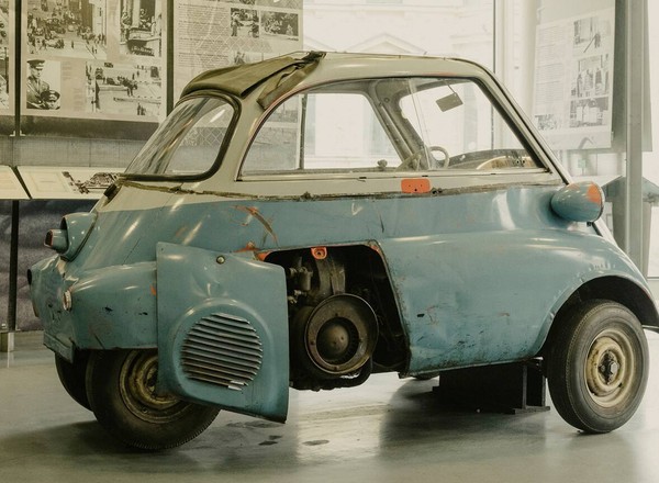 BMW Isetta – mały, wielki bohater, który pomagał uciekać do Berlina Zachodniego
