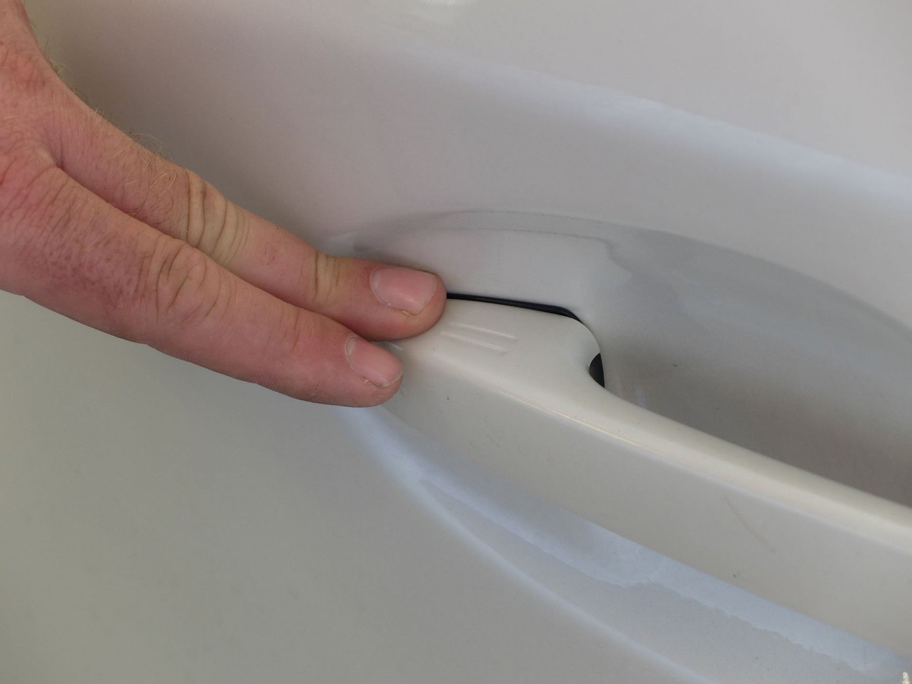 Kupujemy używaną hybrydę - takie auta mają wzięcie u złodziei