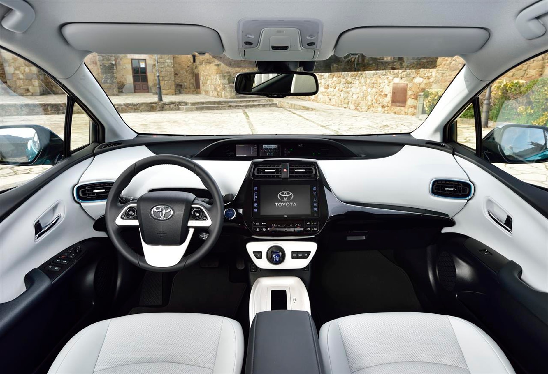 Toyota Prius - hybryda plug-in w dobrej cenie