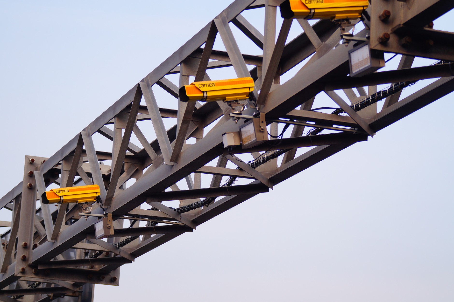 Kamery odcinkowego pomiaru prędkości