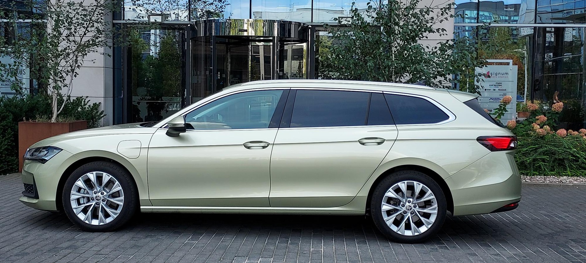 Skoda Superb Combi