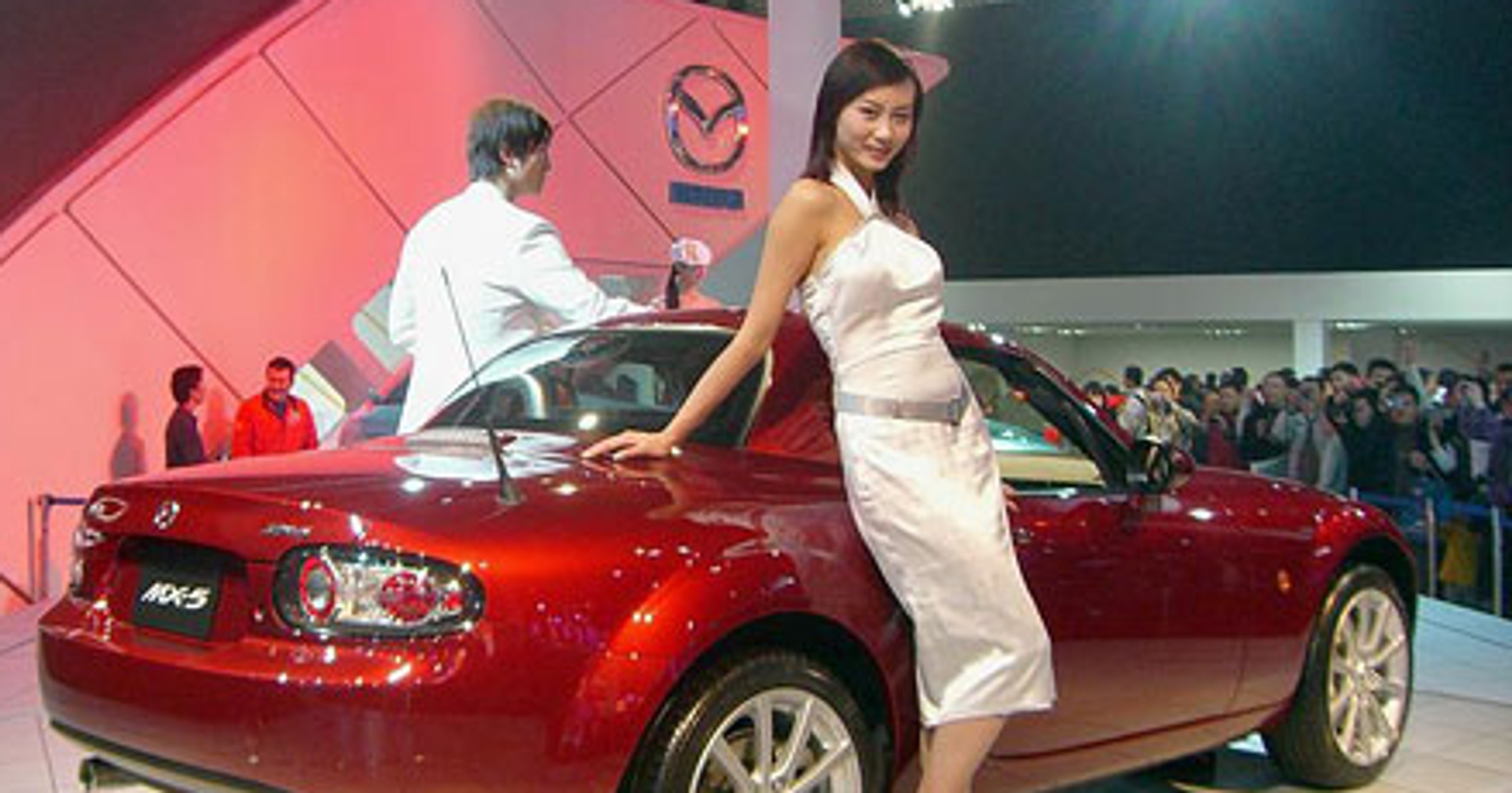 Pekin 2006 - fotogaleria z salonu oraz piękne modelki