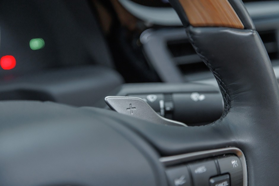 2024 Lexus ES300h