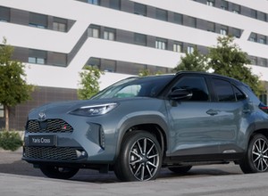 Toyota Yaris Cross dostała pakiet zmian. Ma też nowy cennik. Sprawdzamy