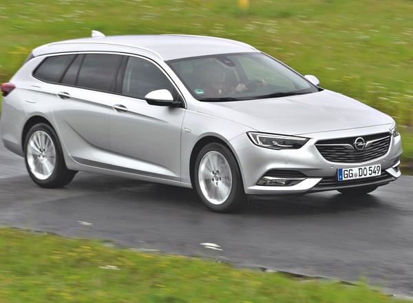 Mechanik wskazał najlepsze auto za 80 tys. zł. Miał do wyboru trzy. Nie wahał się