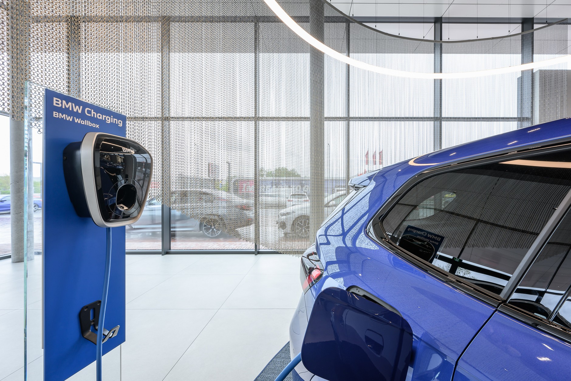 Największy salon BMW w Europie