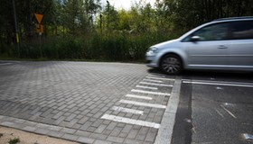 Próg sinusoidalny (próg zwalniający)