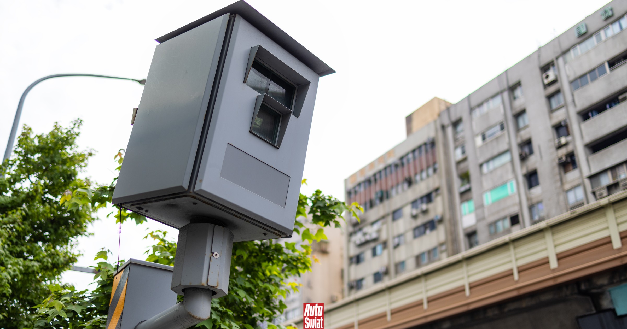 Jechał o 1 km na godz. za szybko. Nie przyjął mandatu i teraz zapłaci za to fortunę