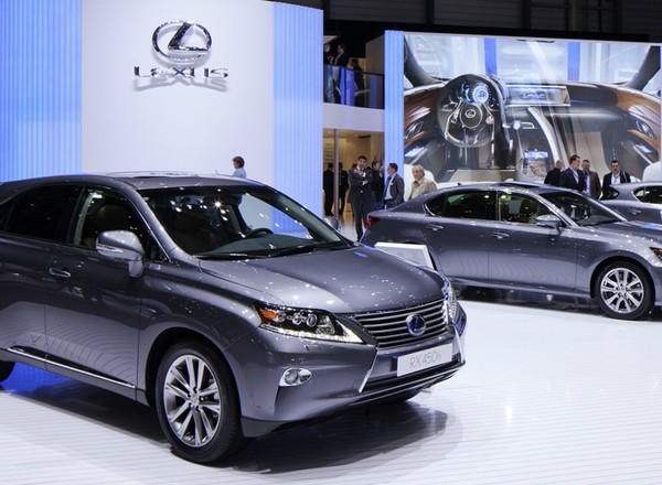 Nowy Lexus RX 450h: luksusowa hybryda
