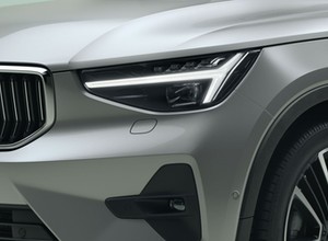 Za ile spełnisz marzenie o nowym kompaktowym SUV-ie premium? Siedem najtańszych modeli w Polsce