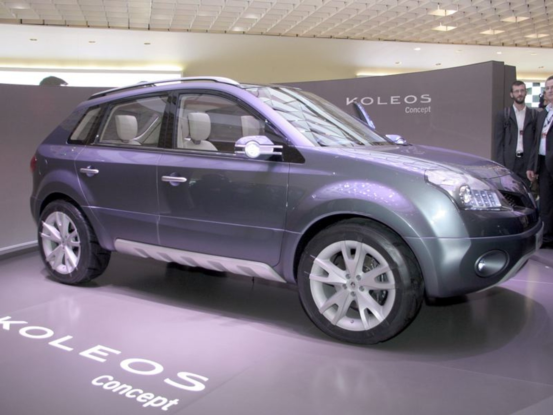 Paryż na żywo: fotogaleria z targów – Renault Koleos