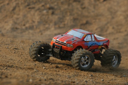 RC Thunder Tiger MTA-4 - Mały może...