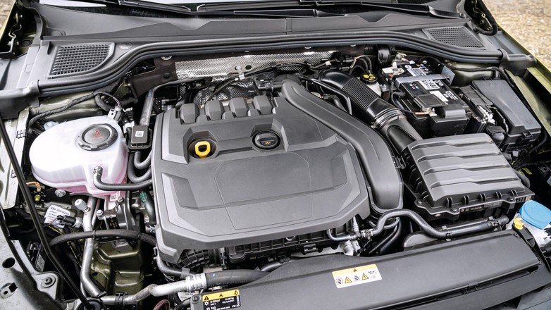 Volkswagen Golf 1.5 eTSI - silnik