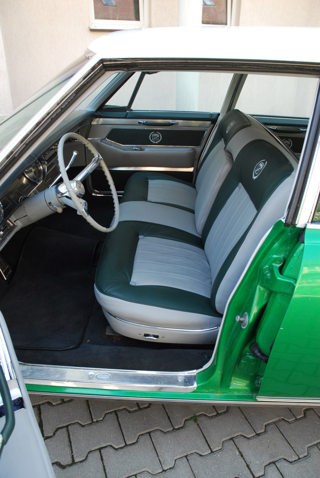 Cadillac Fleetwood Braugham: minimalizm nie istnieje