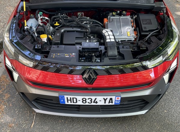 Zrobili to, co Toyocie wychodzi od lat. Szybki lifting Symbioza zdziałał cuda [TEST]