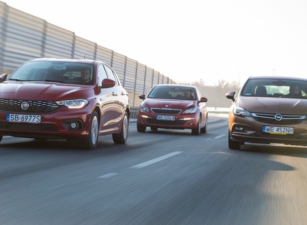 Fiat Tipo hatchback w pierwszym porównaniu