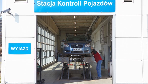 Już ponad 150 stacji kontroli pojazdów zniknęło z rynku. Co będzie dalej?