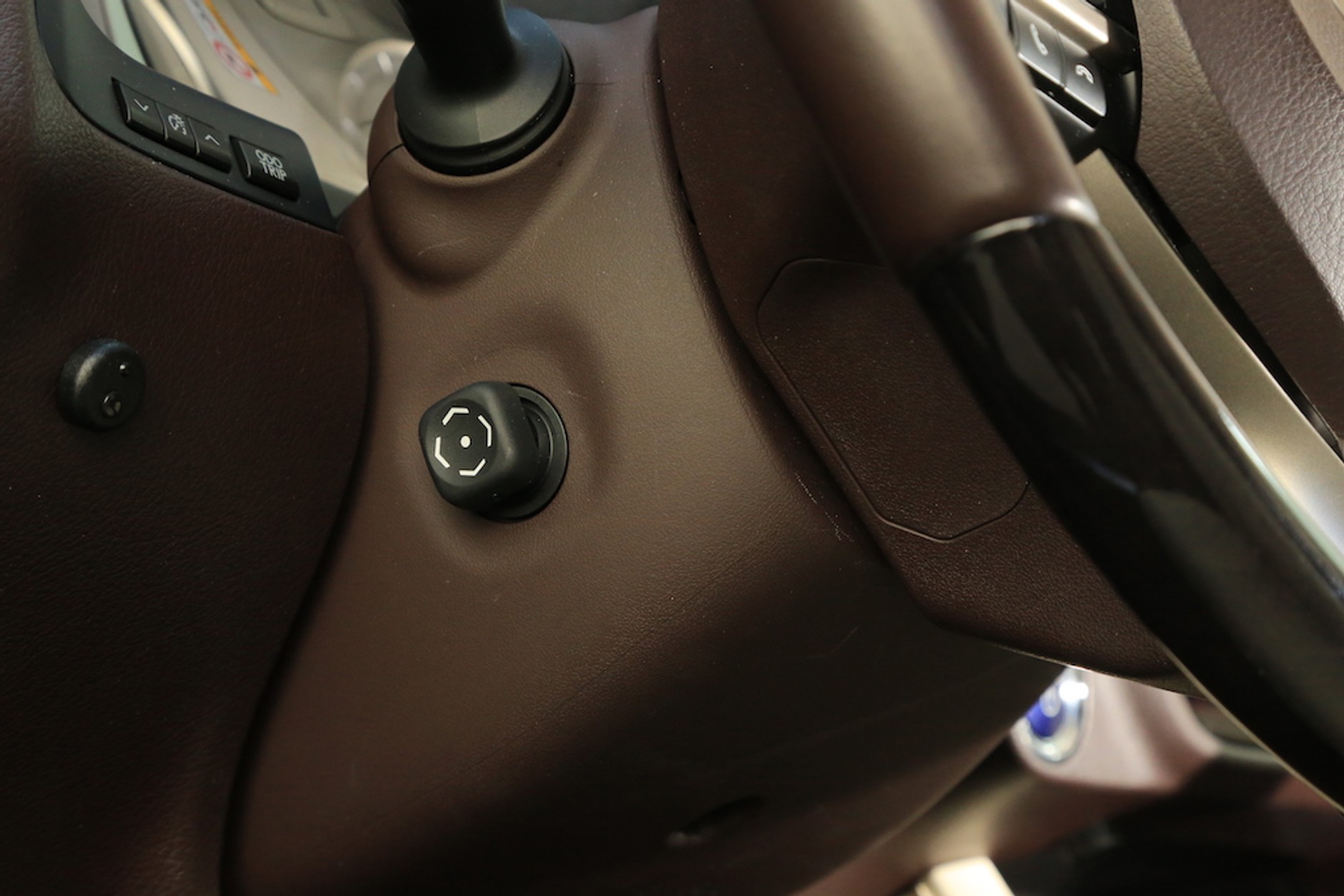 Lexus RX 450h L – luksus na 7 osób