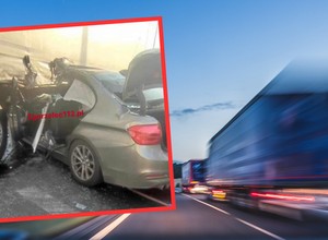 Koszmarny wypadek na A4. Policjant nieoznakowanym BMW wbił się pod ciężarówkę
