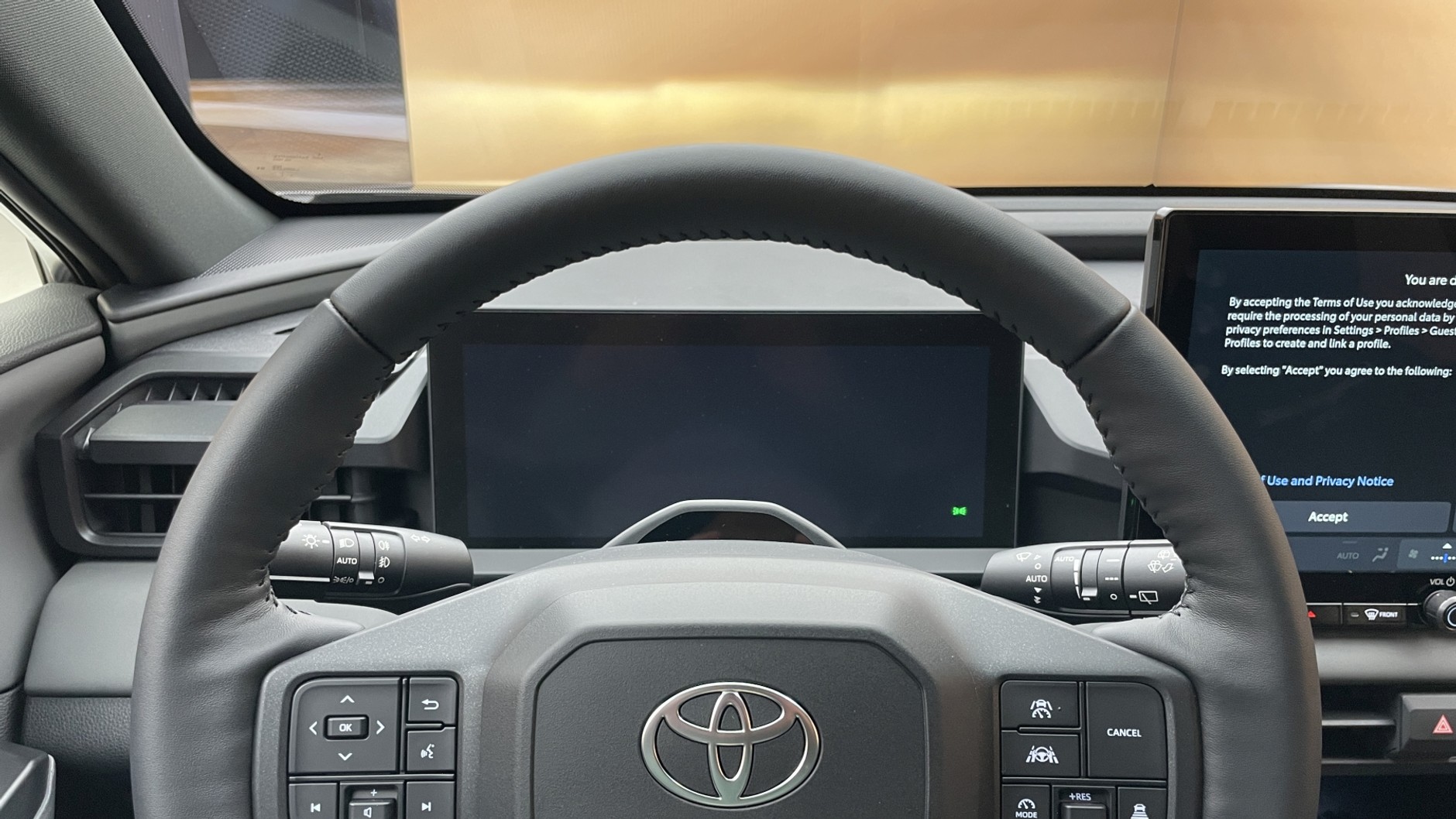 Nowa Toyota RAV4 (2025)