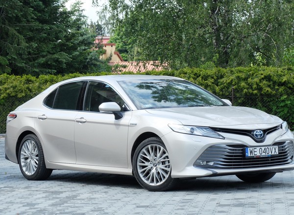 Toyota Camry do serwisu