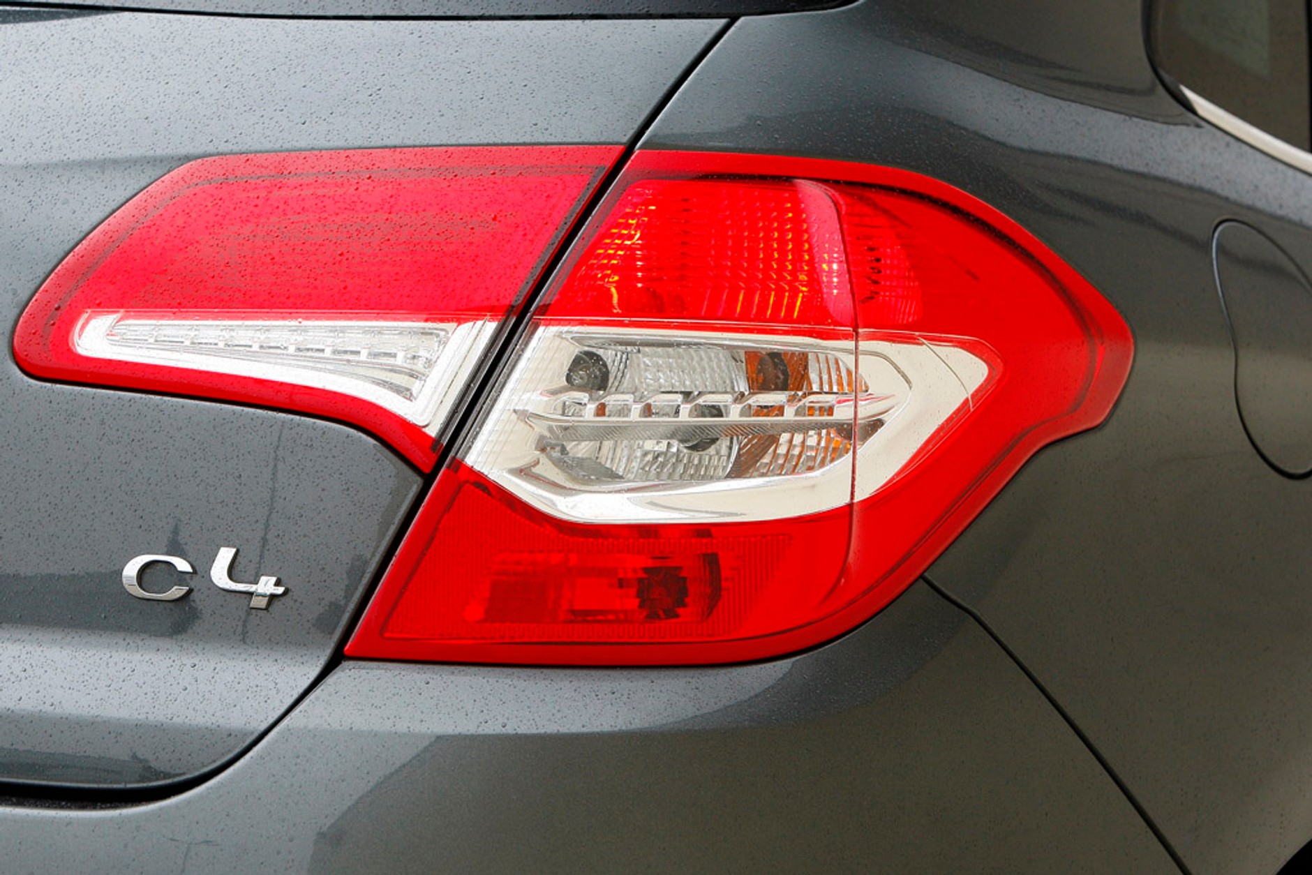 Citroen C4 1.6 HDI: komfortowo i bogato