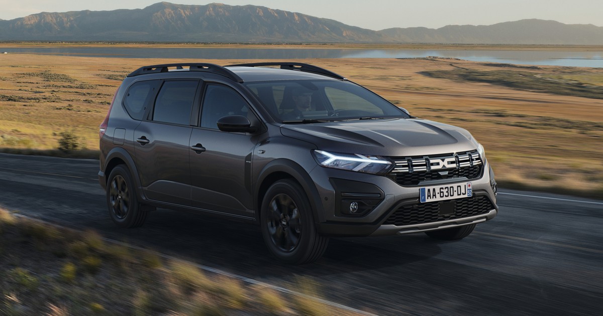 Dacia Jogger Hybrid 140 (2023)