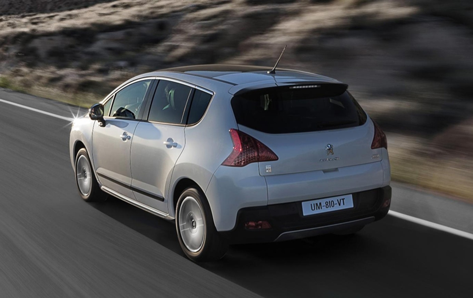 Peugeot 3008 HYbrid4 – no nareszcie!