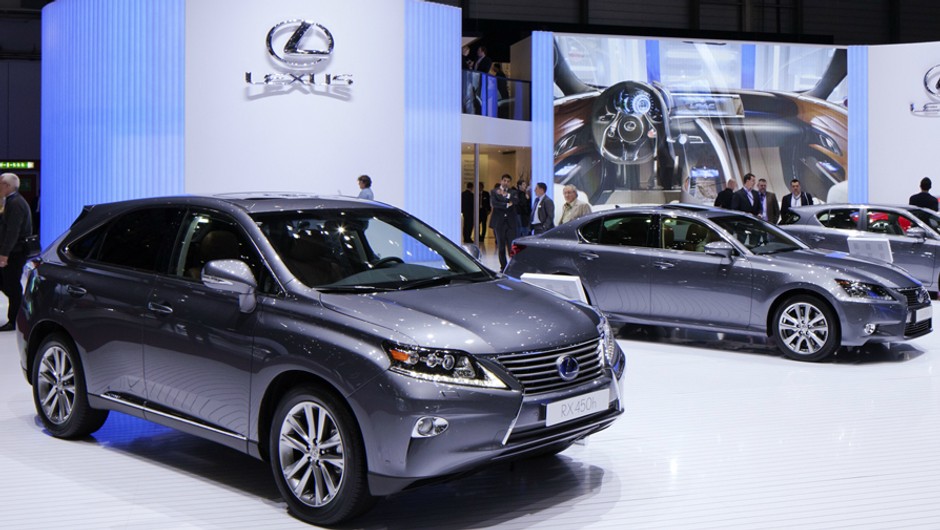 Nowy Lexus RX 450h: luksusowa hybryda