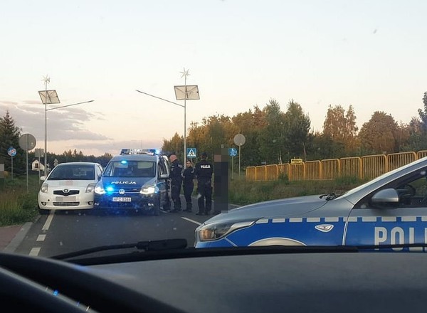 Właściciel Toyoty na telefonie obserwował trasę złodzieja. Zatrzymanie go jednak okazało się nie takie proste