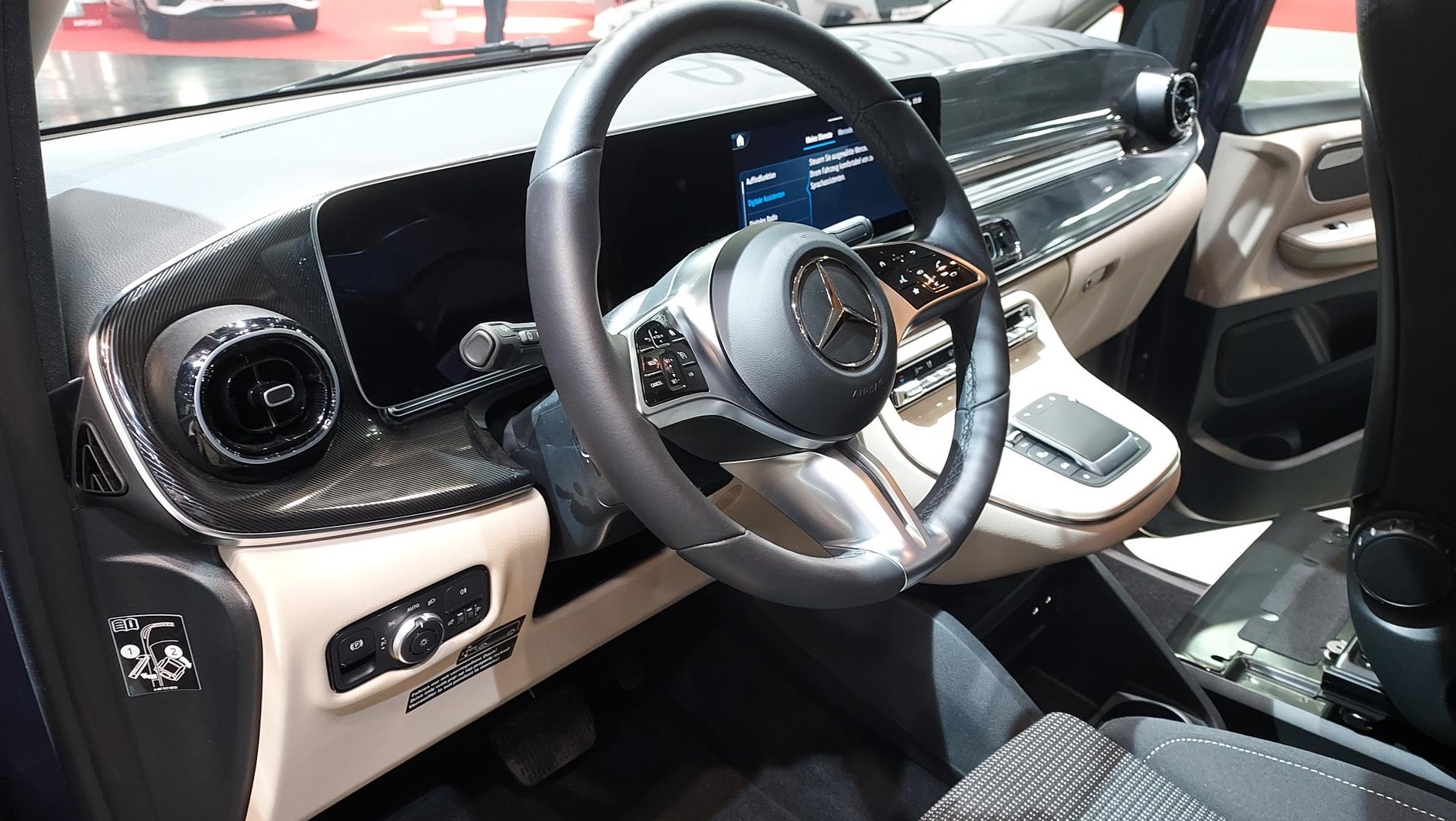 Caravan Salon 2023. Mercedes Marco Polo