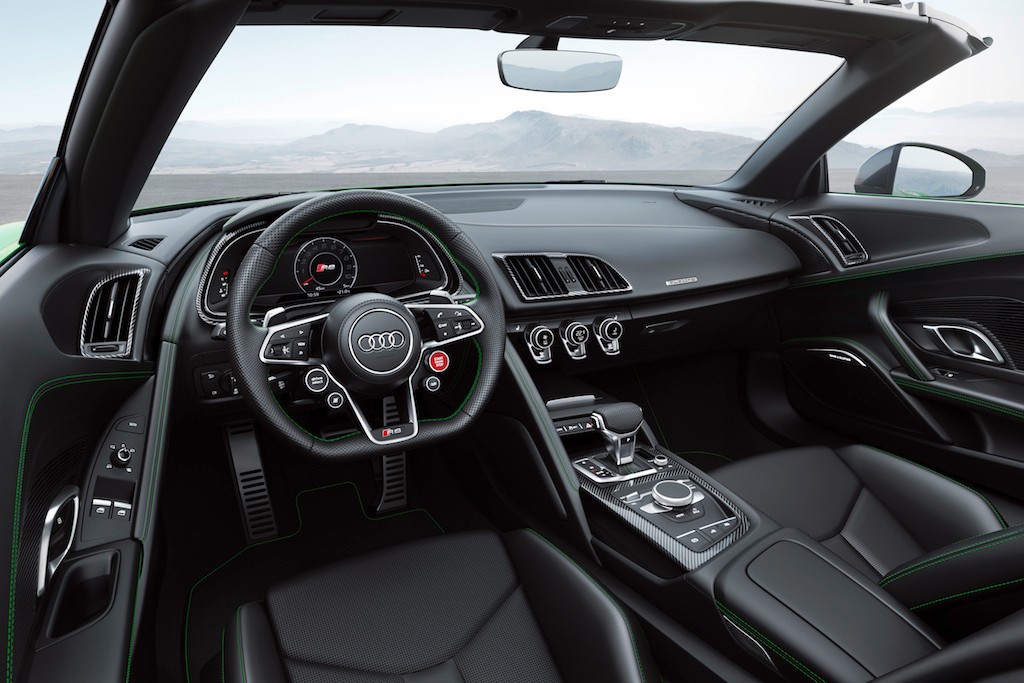 Audi R8 Spyder  V10 plus