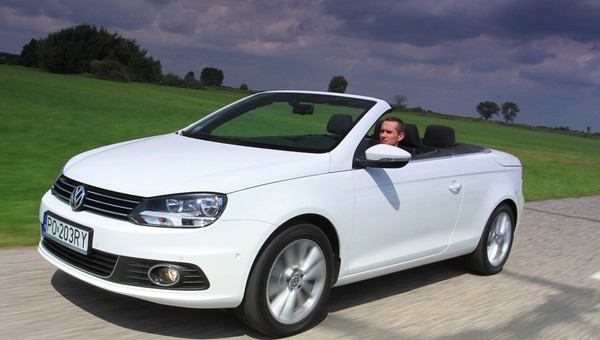 Volkswagen Eos: w 25 s od coupé do kabrioletu