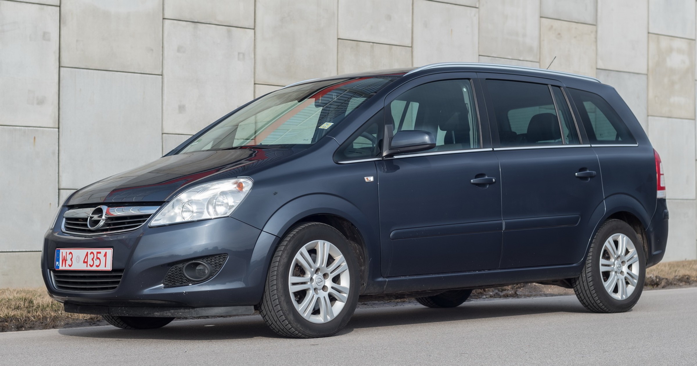 004_Opel_Zafira