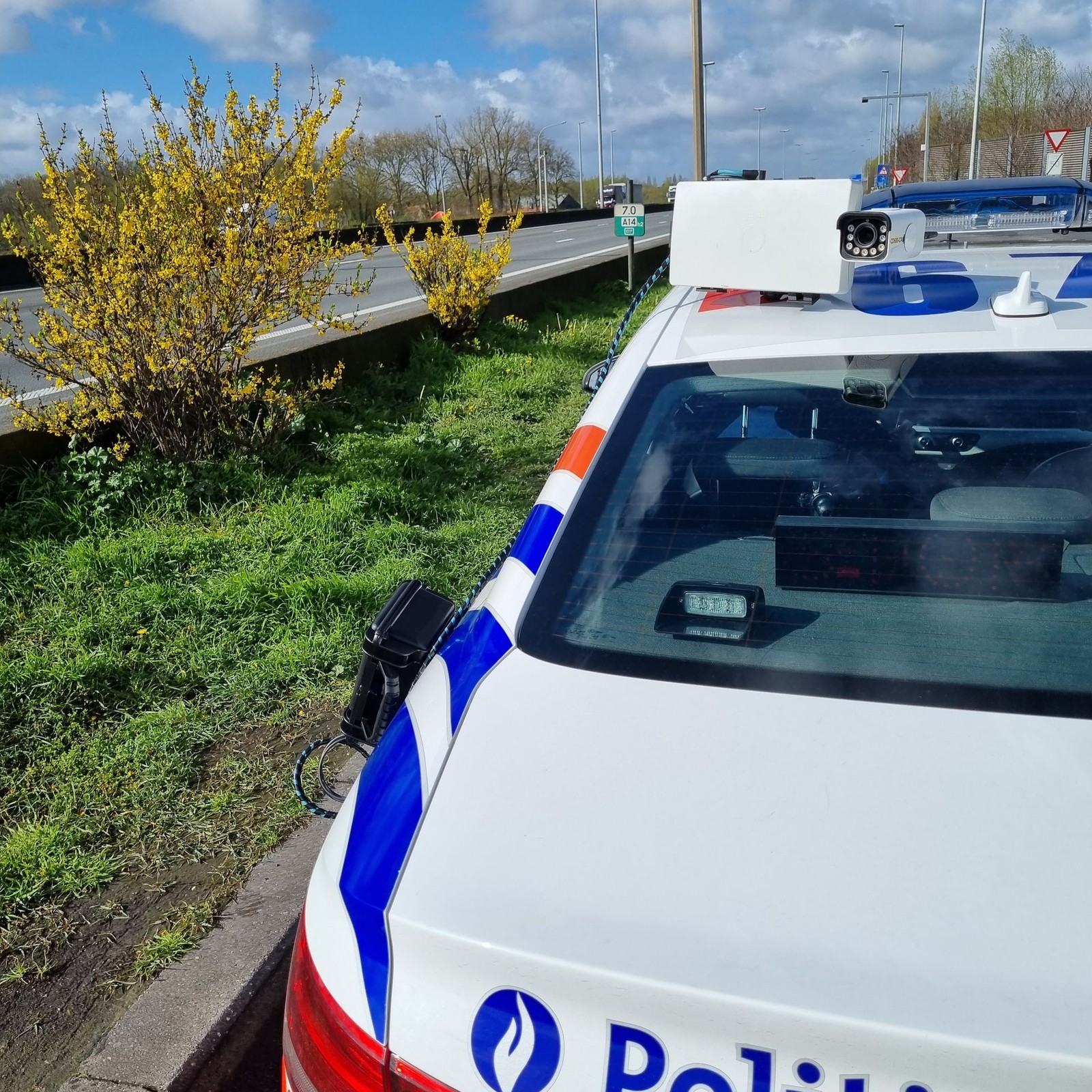 Kamery DSRC do zdalnej kontroli pojazdów w Hiszpanii