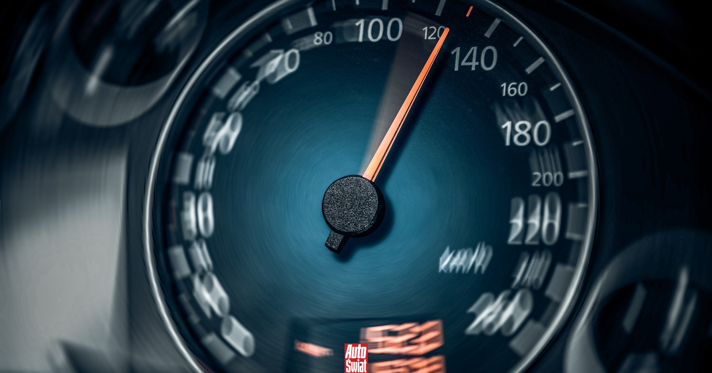 Zasada 10 plus 4. Nie zawsze się sprawdza, a konsekwencją są mandaty