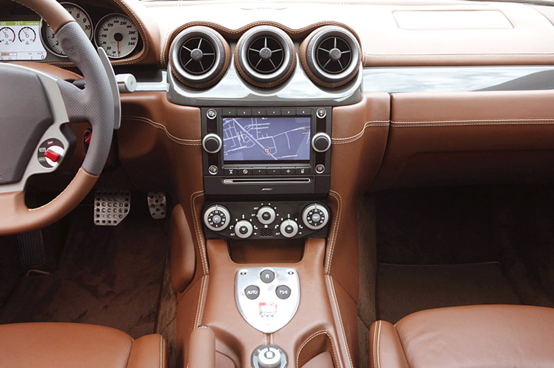 Ferrari 612 Scaglietti Sessanta: jubilat