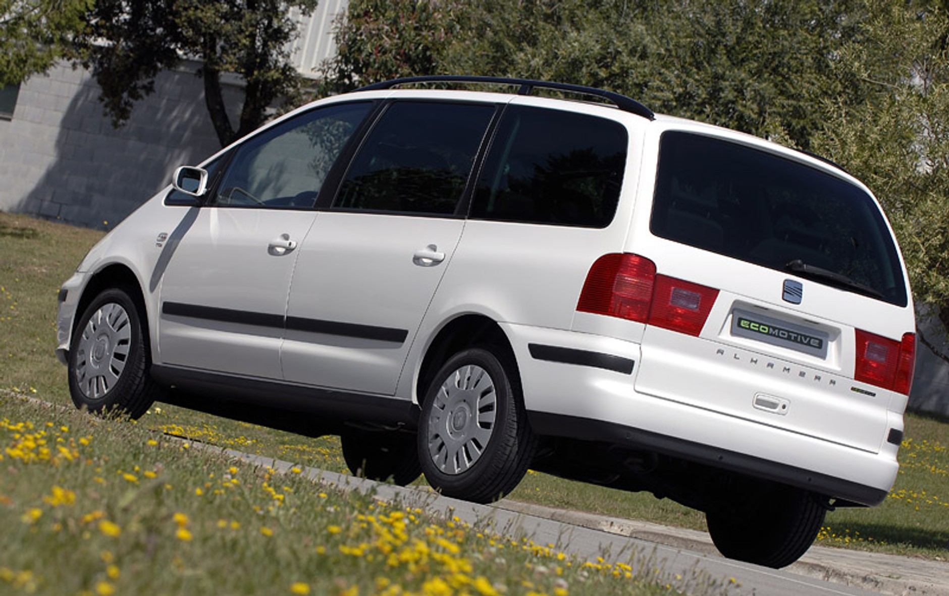 Seat Alhambra ECOMOTIVE – MPV ze zużyciem 6,0 l/100 km