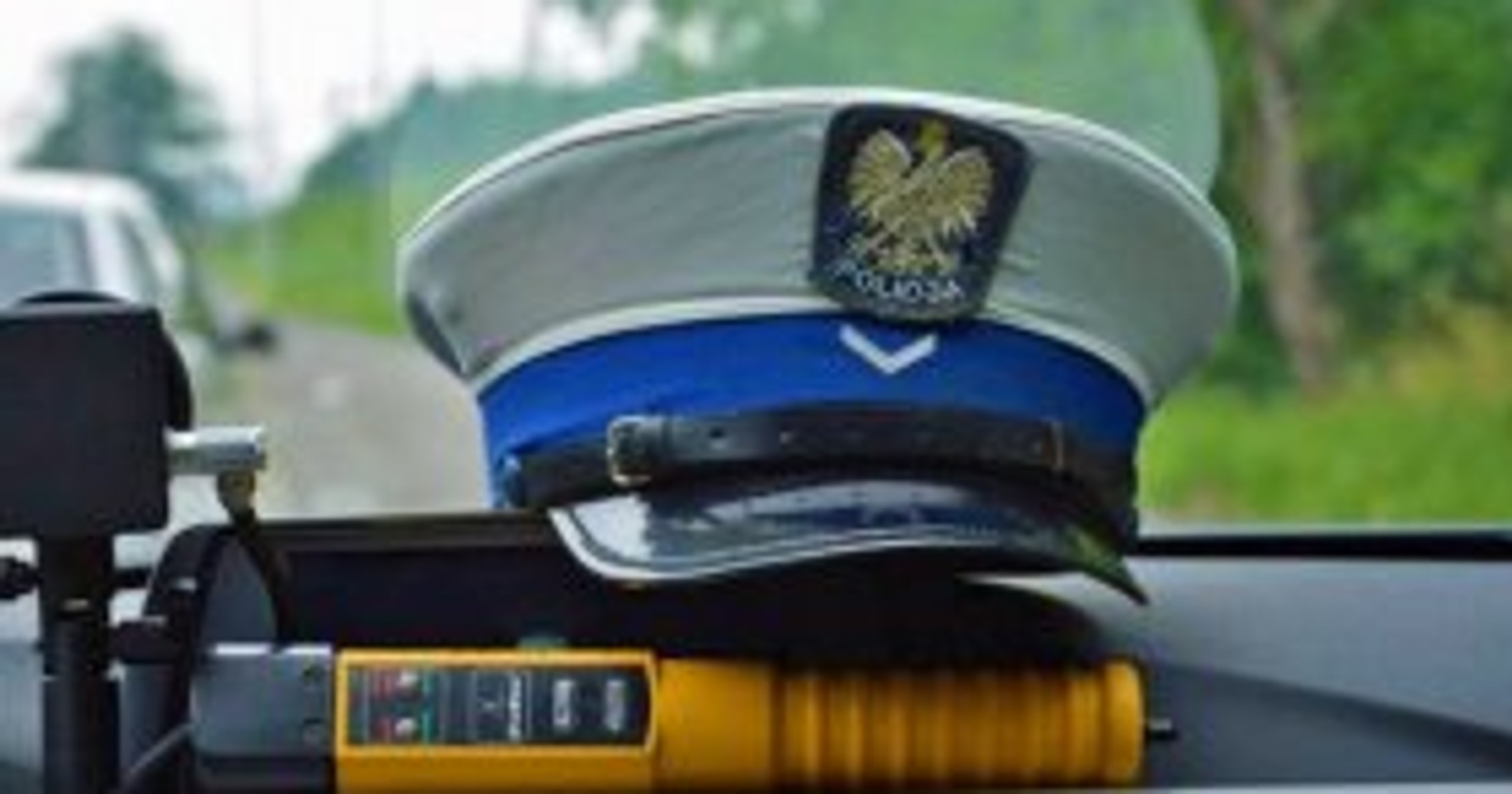 Po alkoholu wiózł miesięczne niemowlę. Policjanci się nie patyczkowali