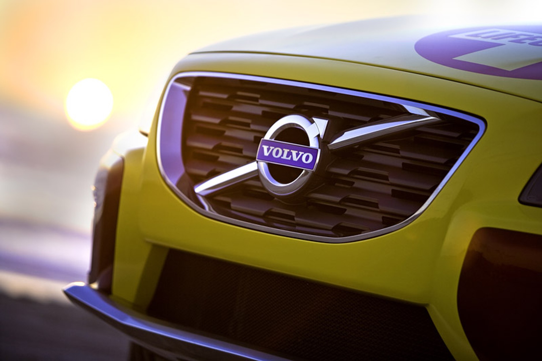 SEMA 2007: Volvo XC70 Surf Rescue Safety – stylowy ratownik