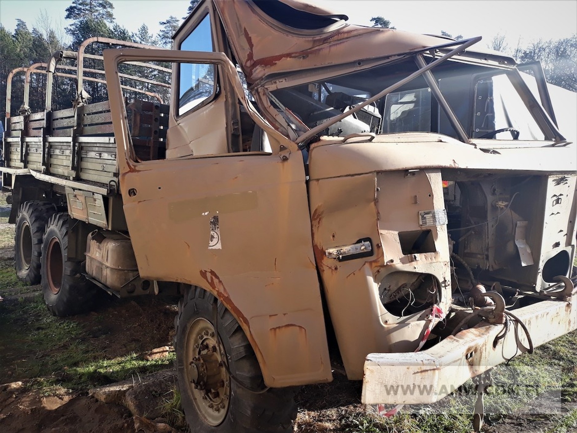 Star 266 po kolizji drogowej