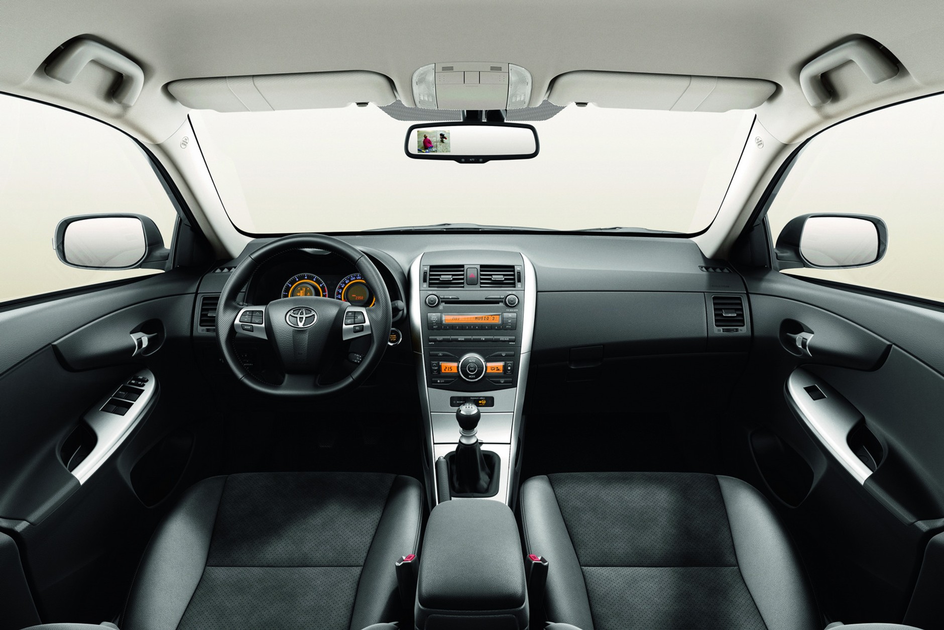 Nowa Toyota Corolla 2010 po faceliftingu