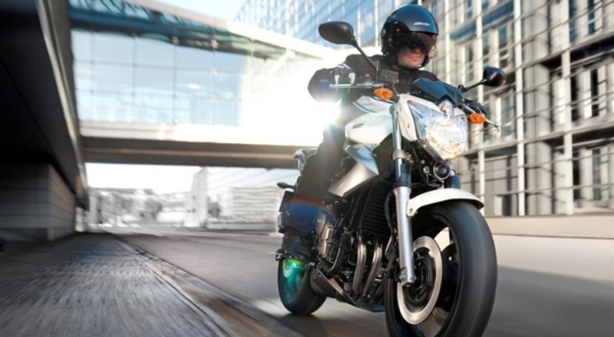 Yamaha XJ6 – miejski urwis
