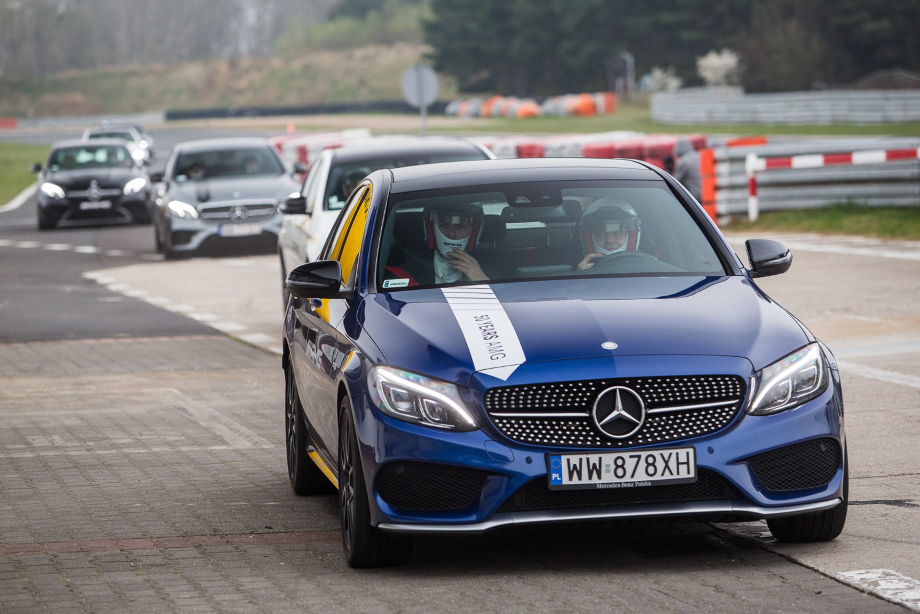 Pokaz mocy i prezentacja nowości – rozpoczęcie nowego sezonu AMG Driving Academy