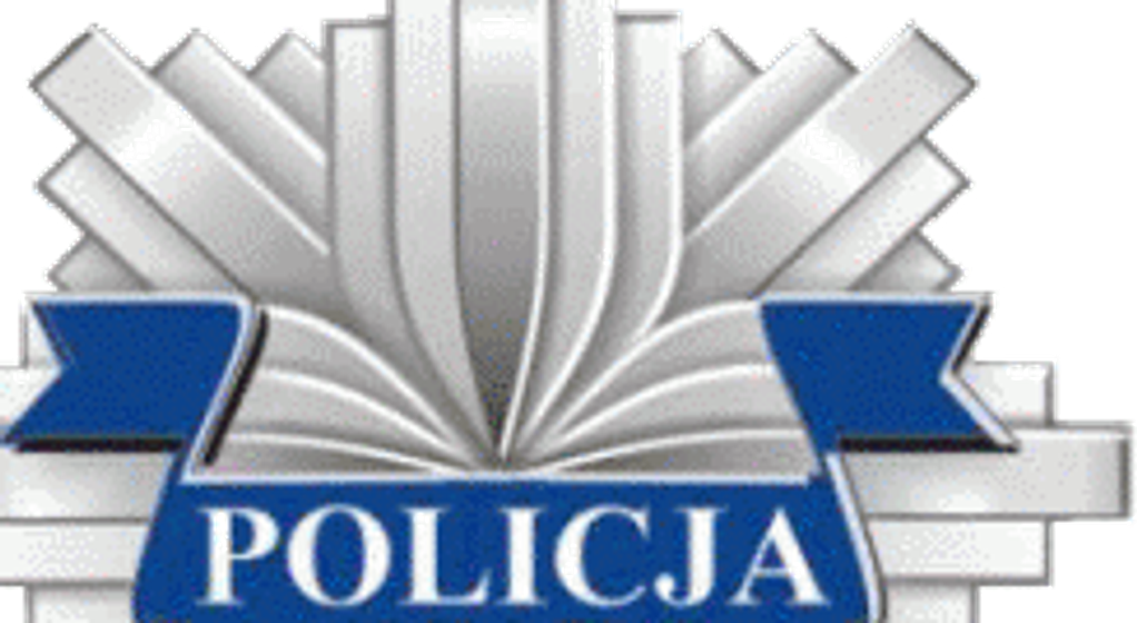 Quadem wjechali w budynek i rozbili okna